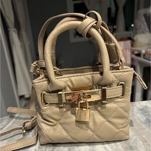 NWT Badgley Mischka Small Mini Purse Diamond Quilt Purse